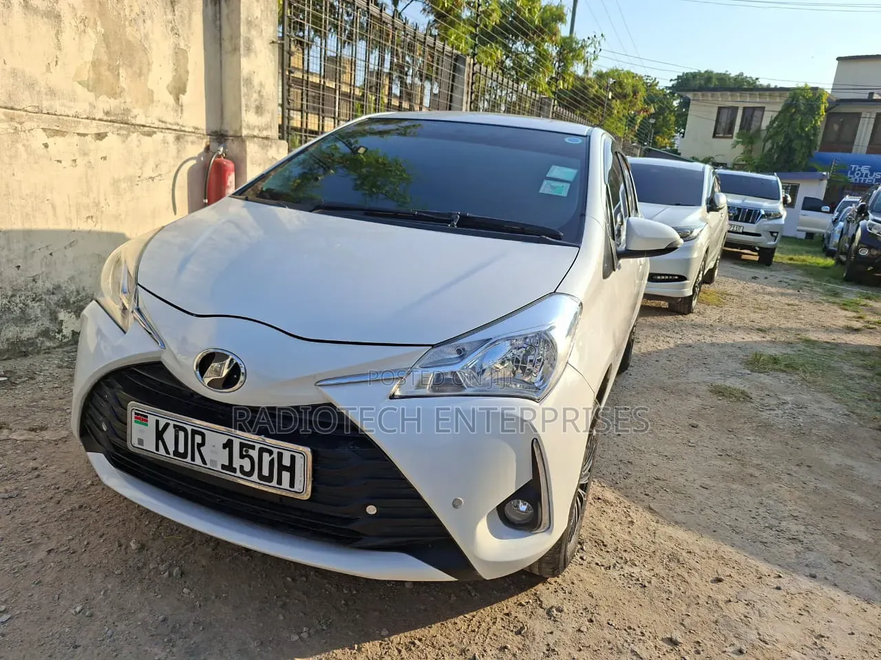 Toyota Vitz 2017 White