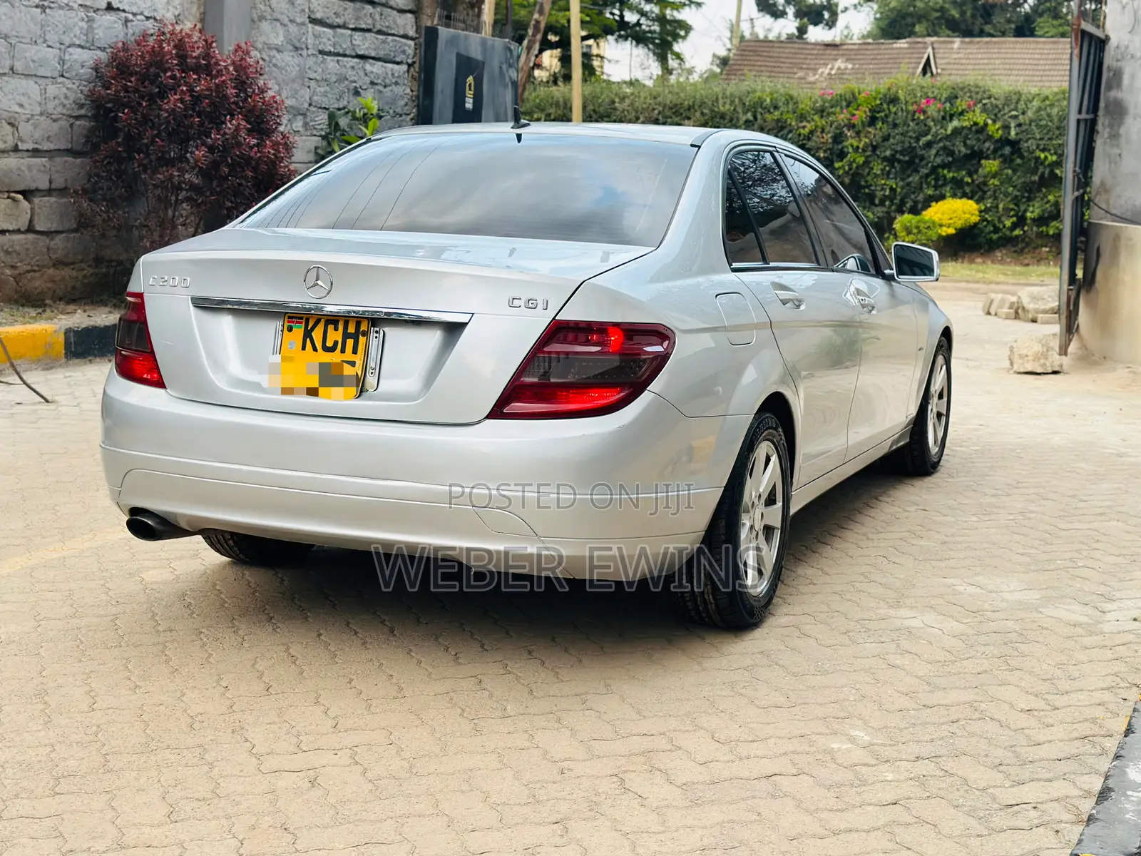 Mercedes-Benz C200 2010 Silver