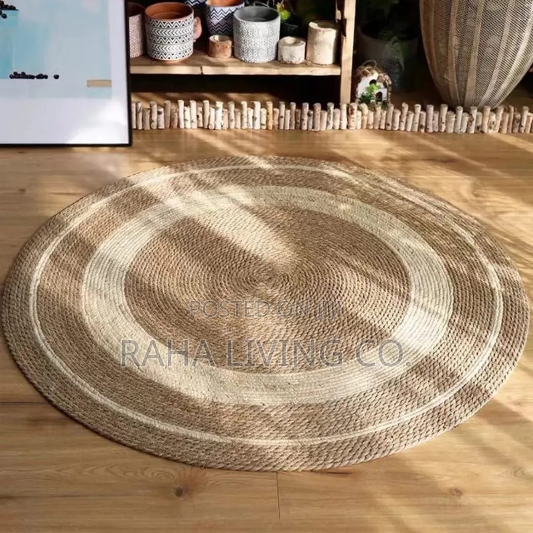 Hand Braided Natural Round Jute Rug for Home Décor