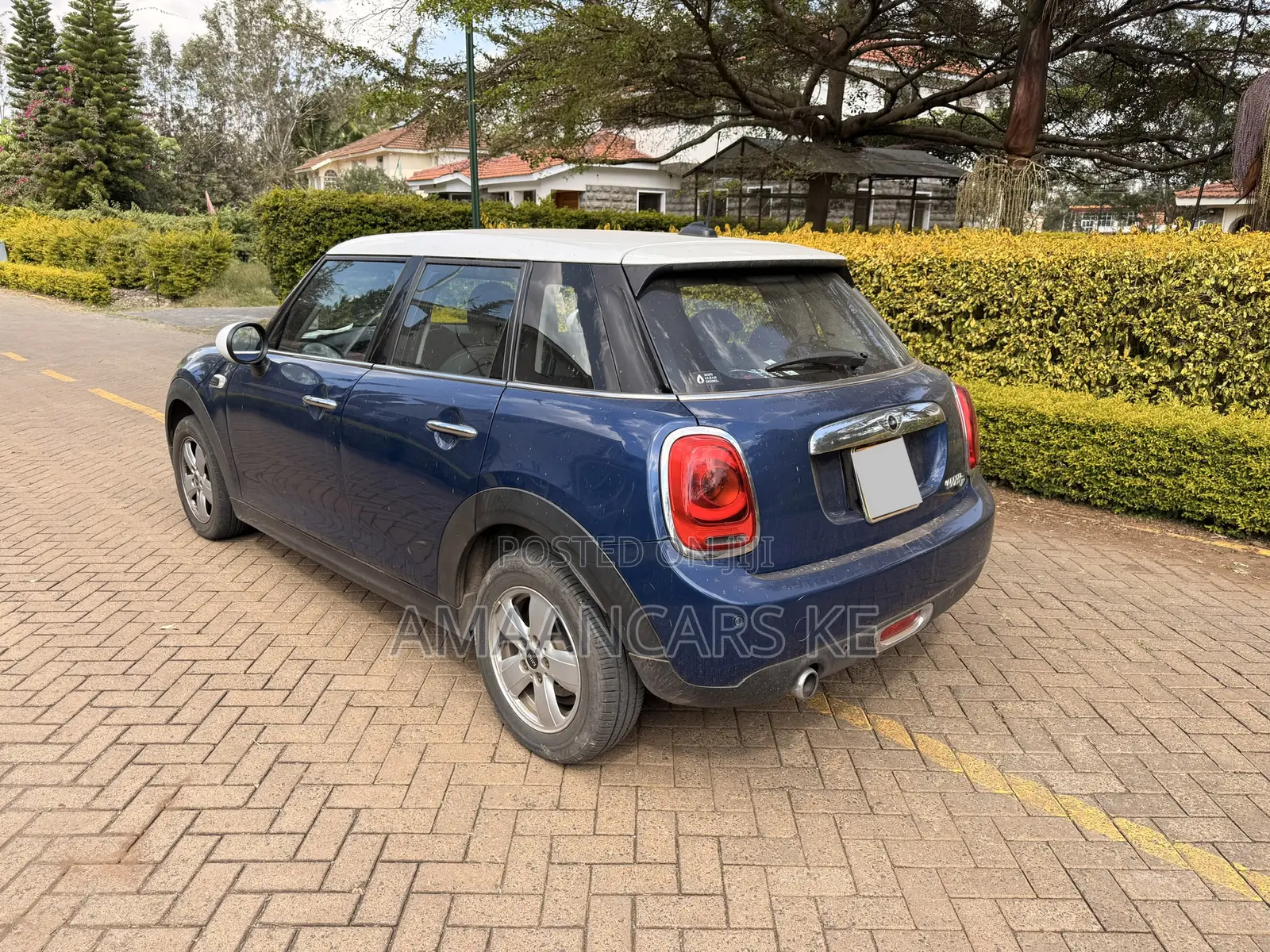 Mini Cooper 2017 Blue