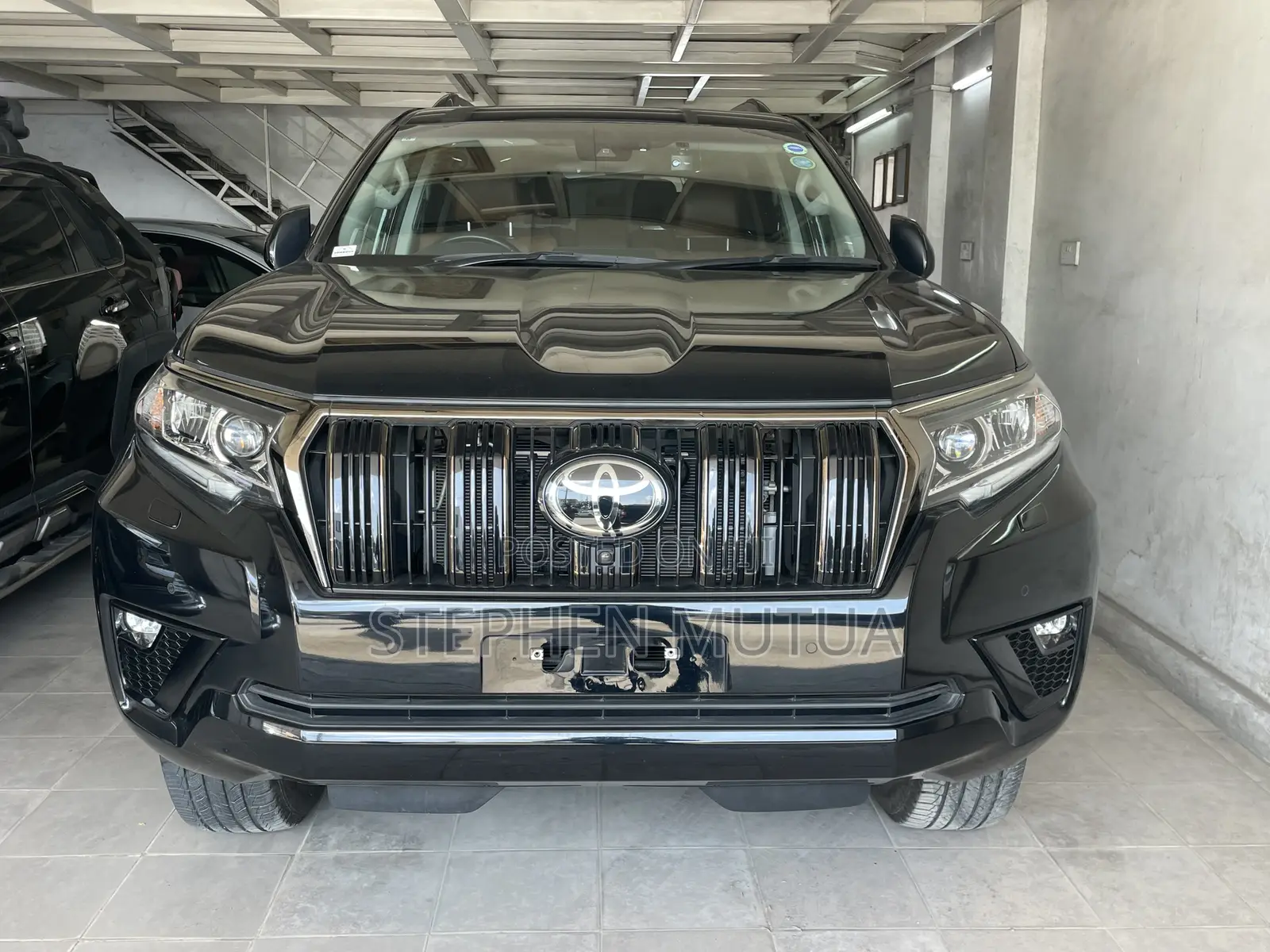 Toyota Land Cruiser Prado 2.7 2022 Black