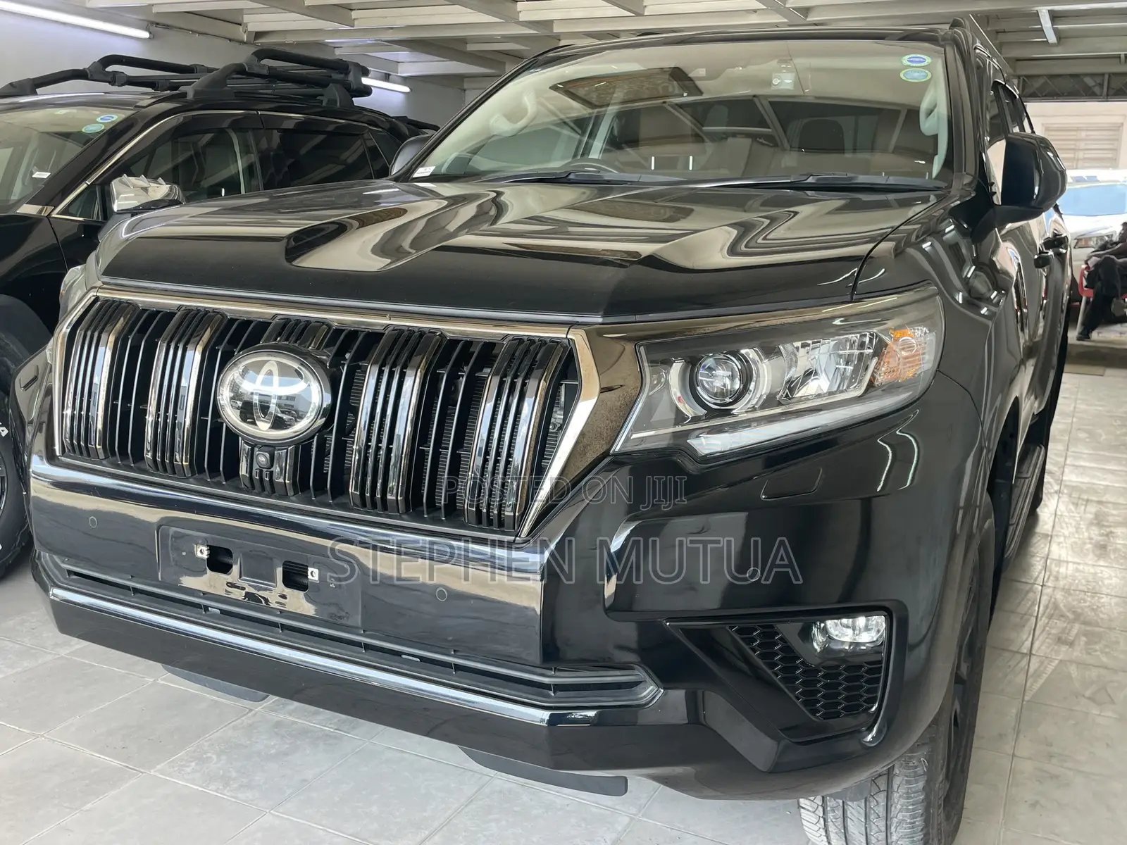 Toyota Land Cruiser Prado 2.7 2022 Black