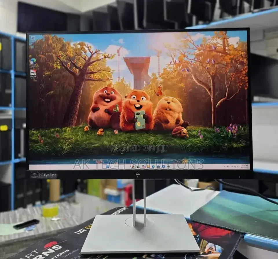 HP E24i G4
Size:24 Inch 
Resolution:1920*1200
Ports:vga/Display/Hdmi
