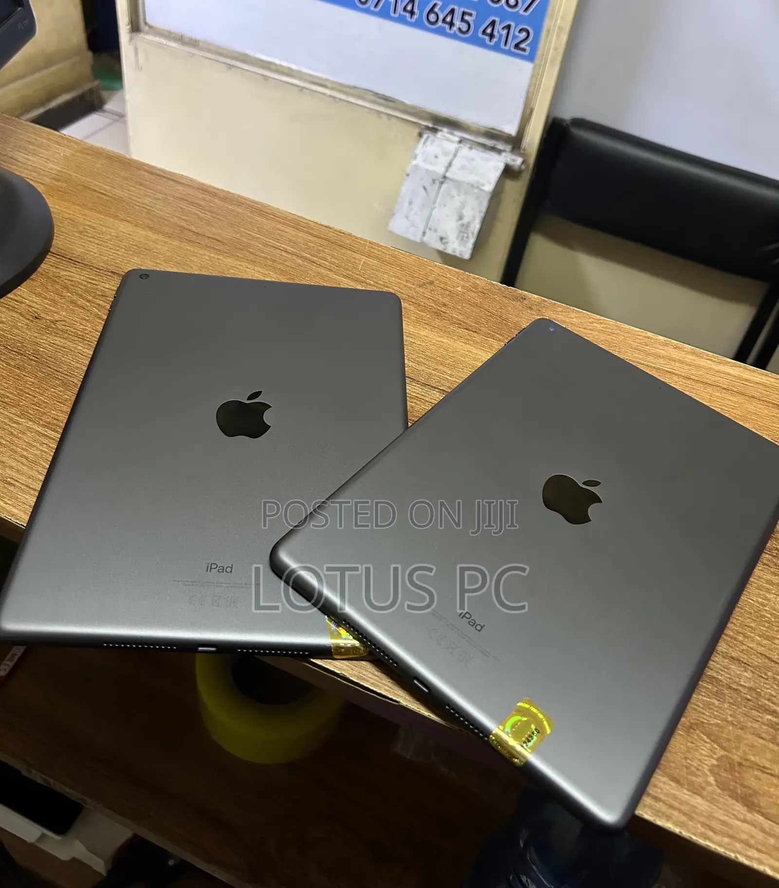 Apple iPad 10.2 (2021) 64 GB Gray