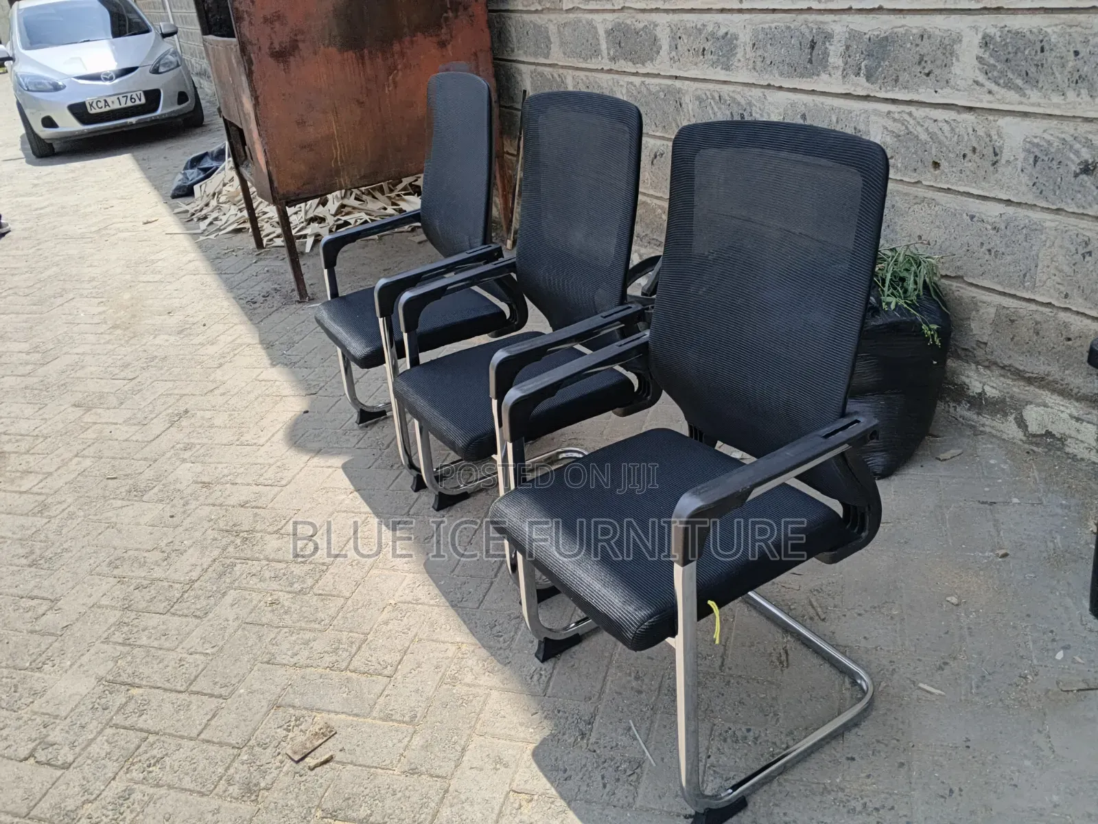 Modern Visitors Cantilever Office Chair