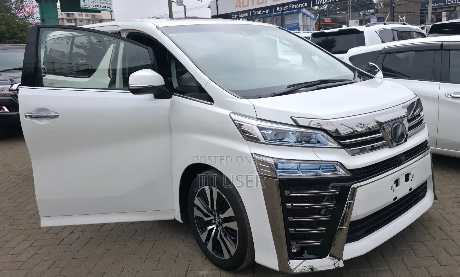 Toyota Vellfire 2019 White