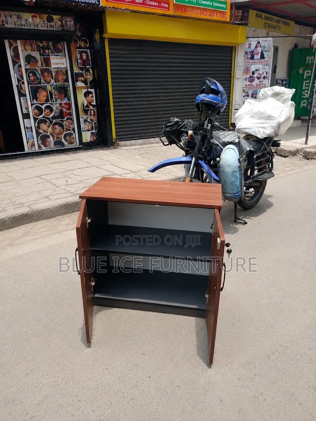 Lockable Office Storing Credenza
