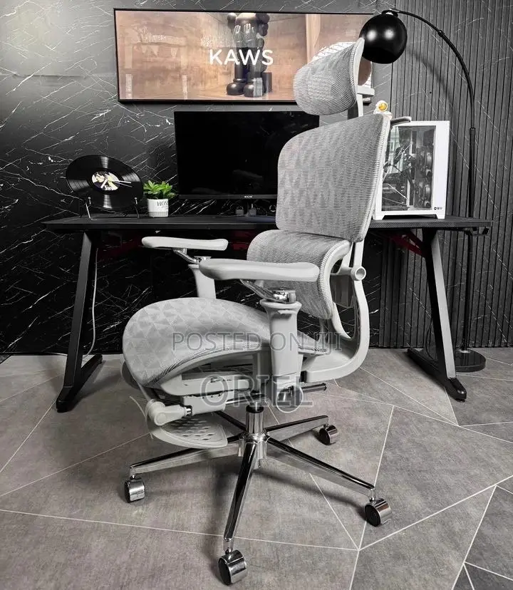 Office Chair : Executive Gray Office Leather Chair