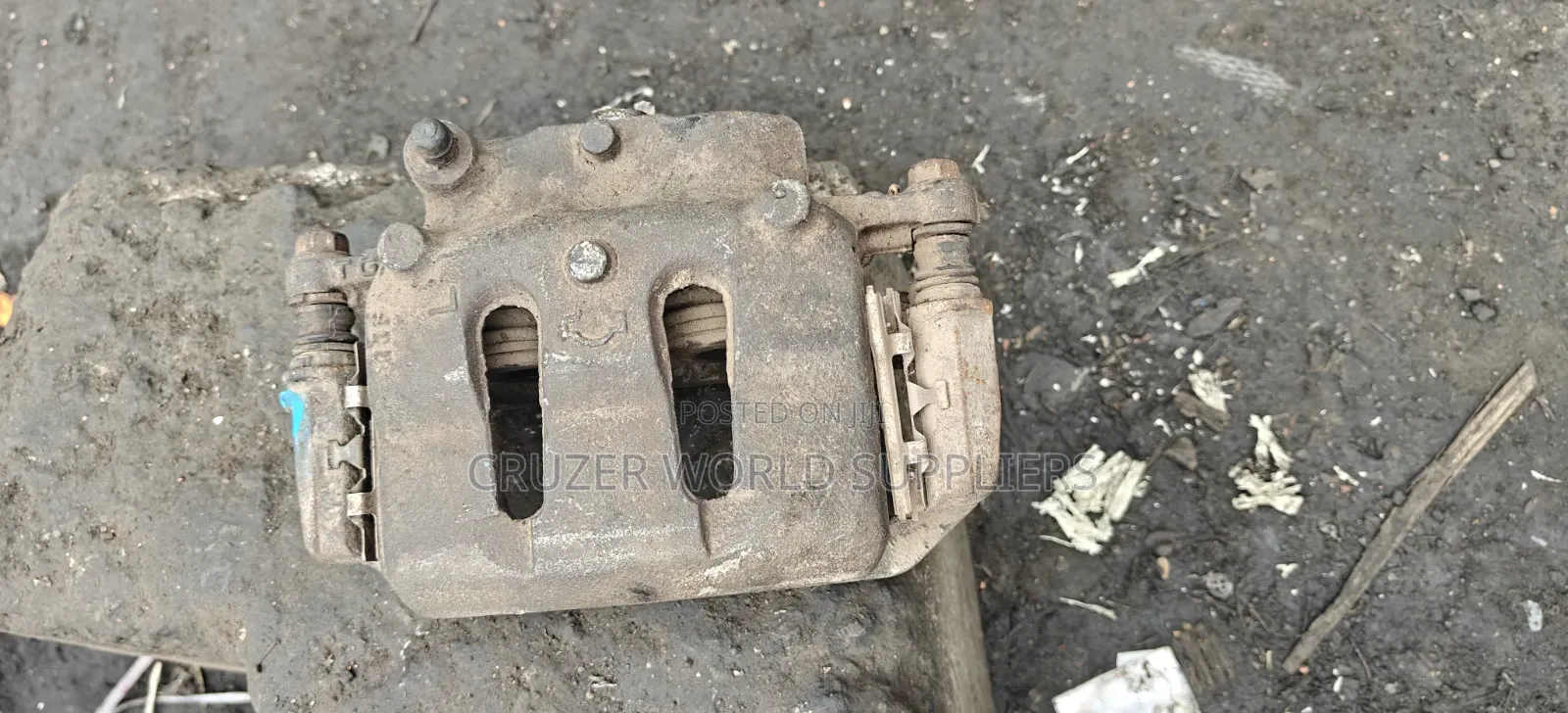 Nissan Hardbody Brake Calliper