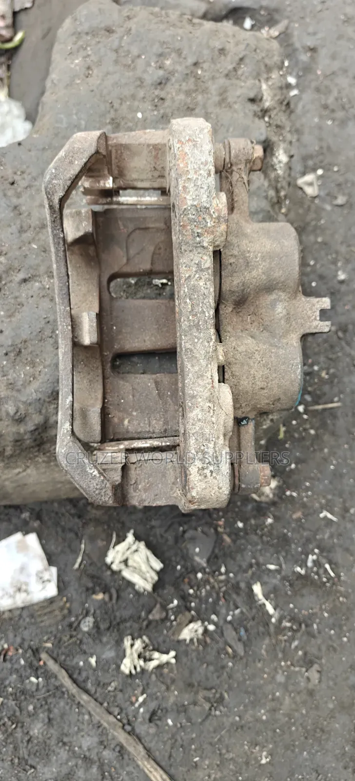 Nissan Hardbody Brake Calliper