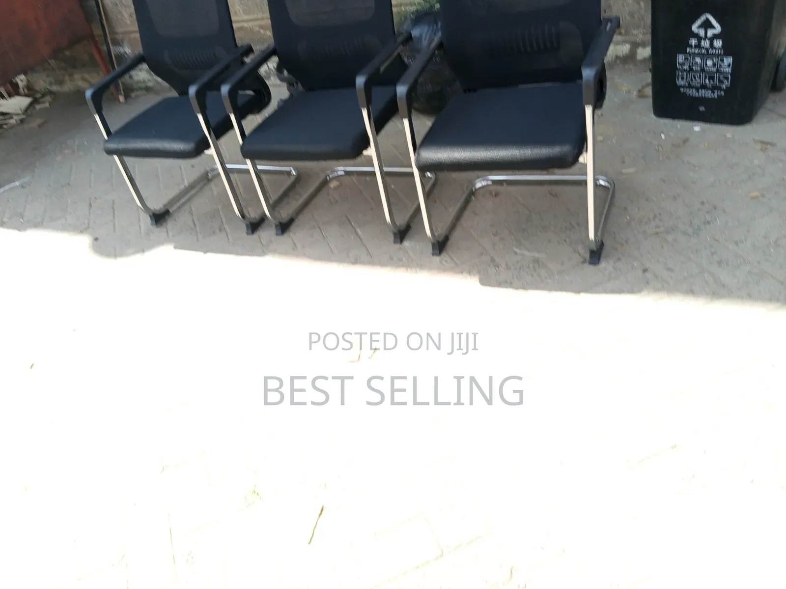 Modern Black Waiting Chairs Affordable and Quality