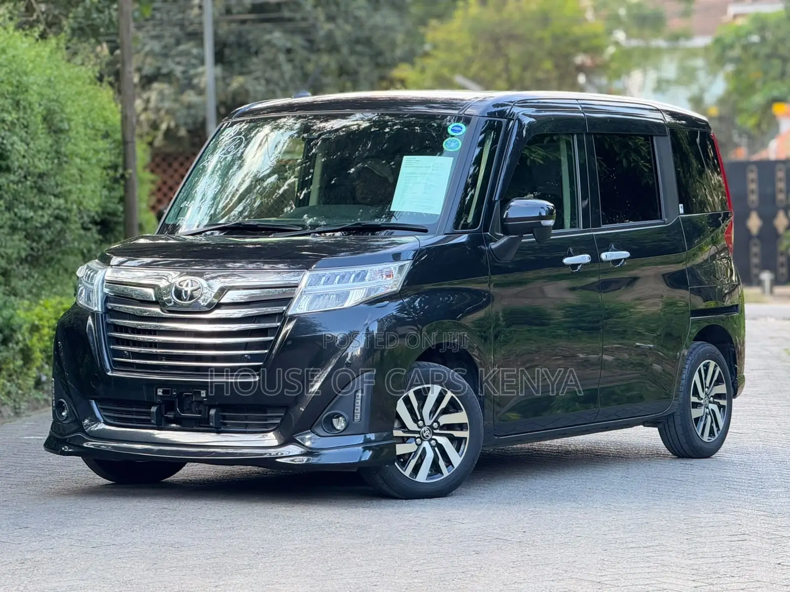 Toyota Roomy 1.0 FWD 2019 Black