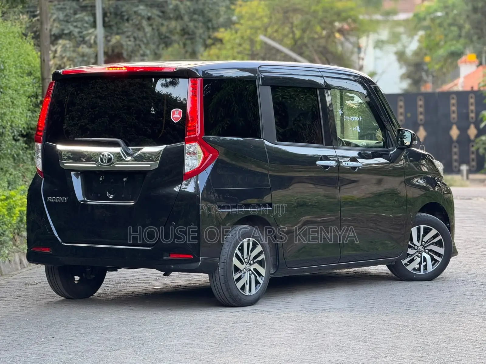 Toyota Roomy 1.0 FWD 2019 Black