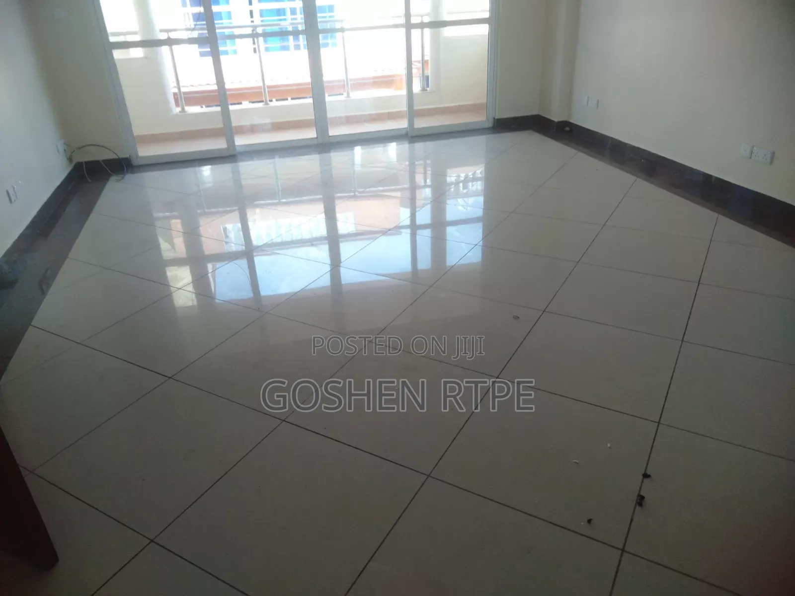 3bdrm Apartment in Kizingo for rent