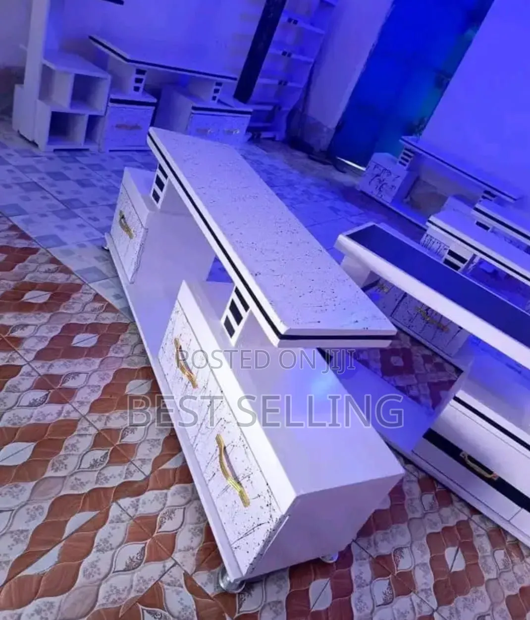 Modern TV Stand TV Mount