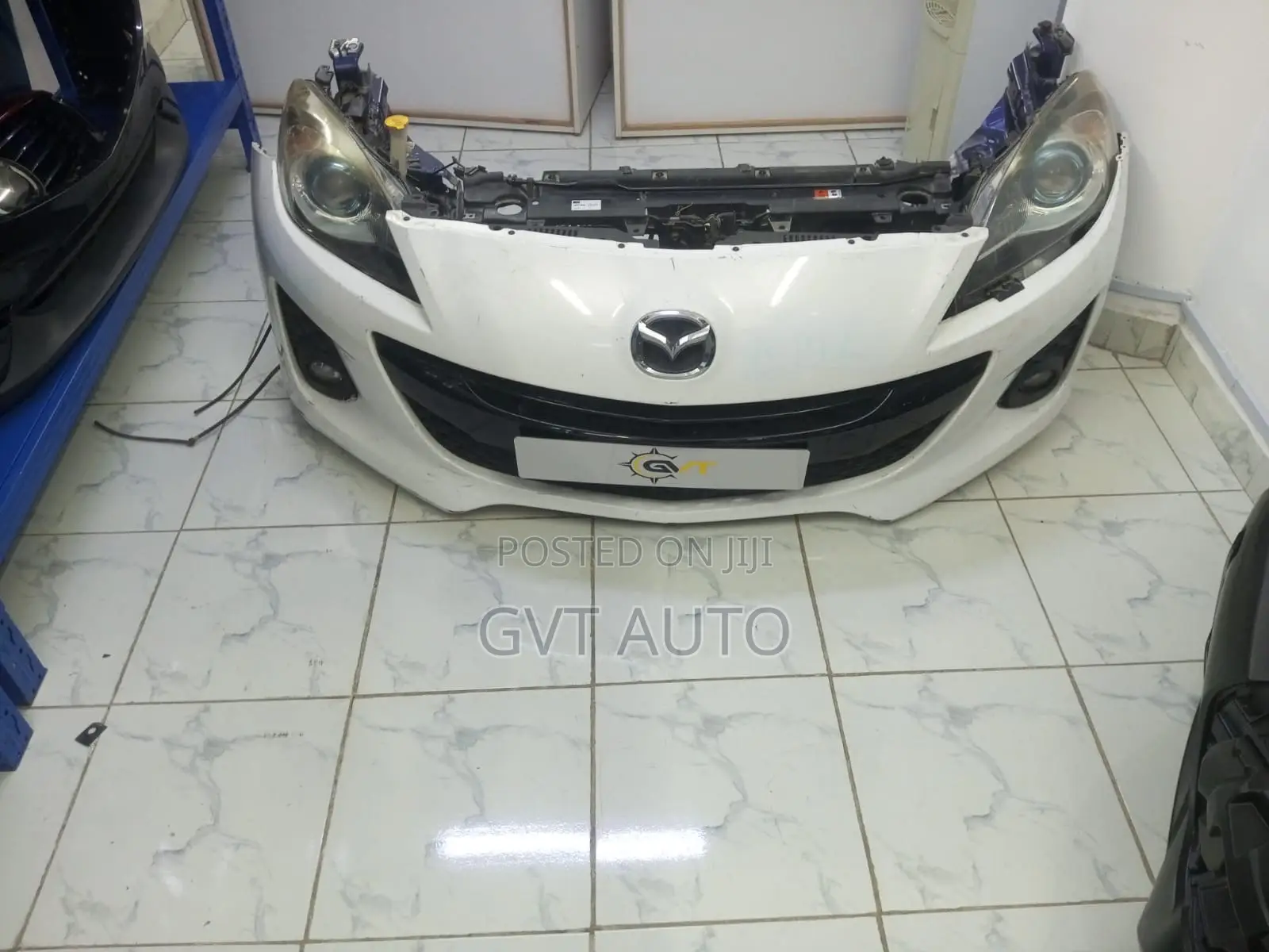 Mazda Axela 2010_2012 Nosecut