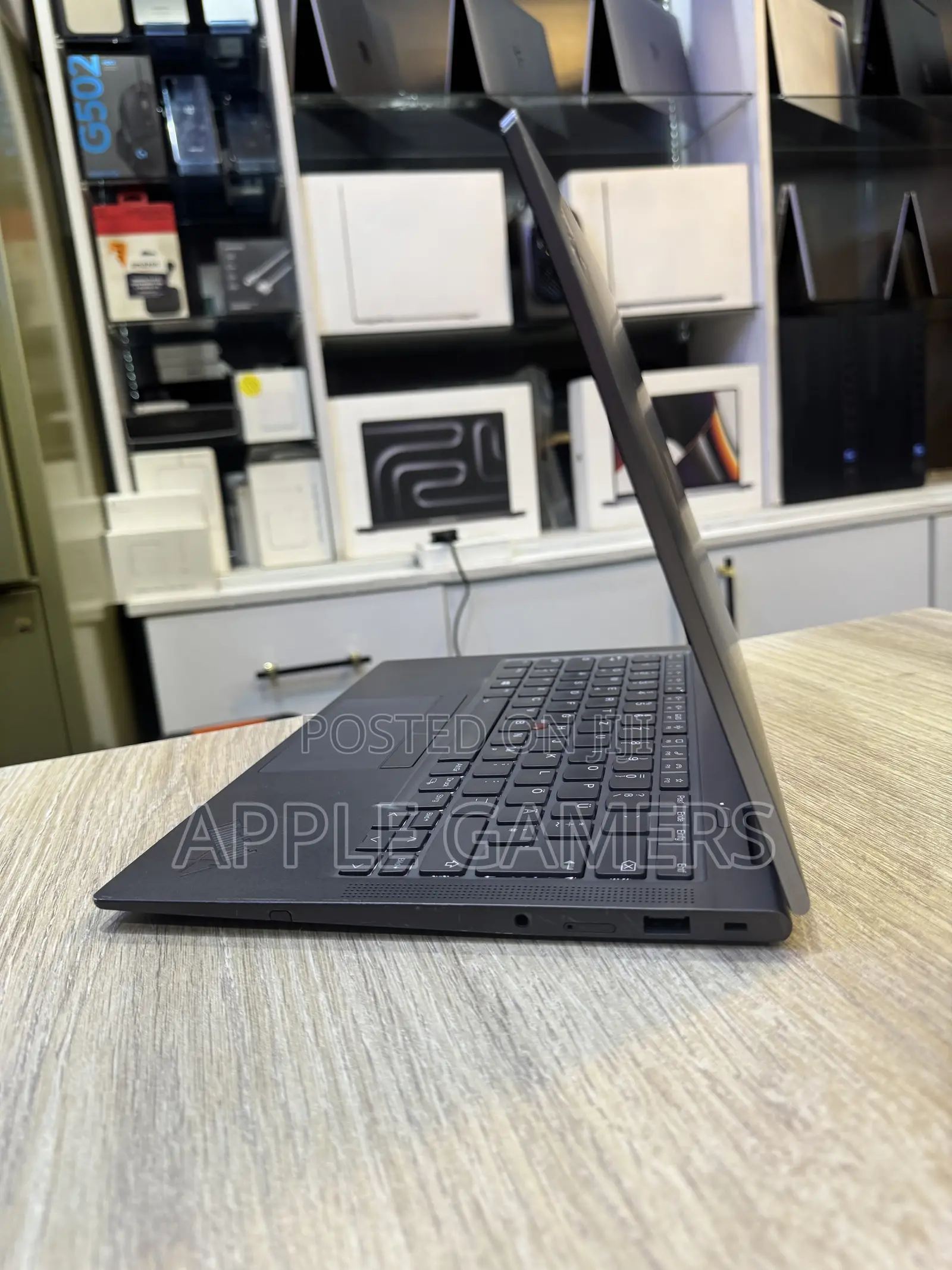 Laptop Lenovo ThinkPad X1 Yoga 16GB Intel Core i7 SSD 512GB