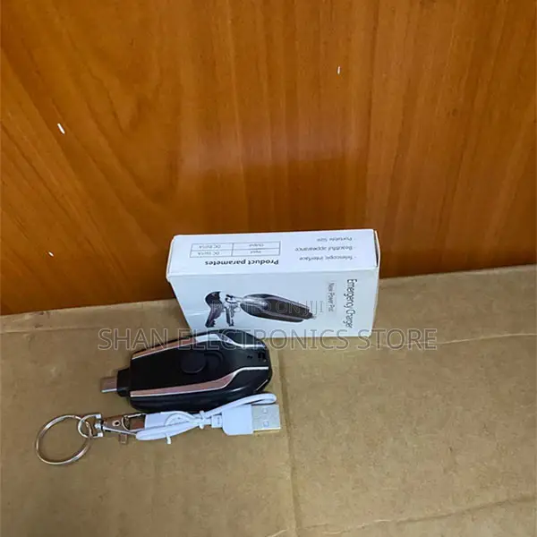 ✯ Emergency 1500mAh Mini Power Bank Keychain Charger