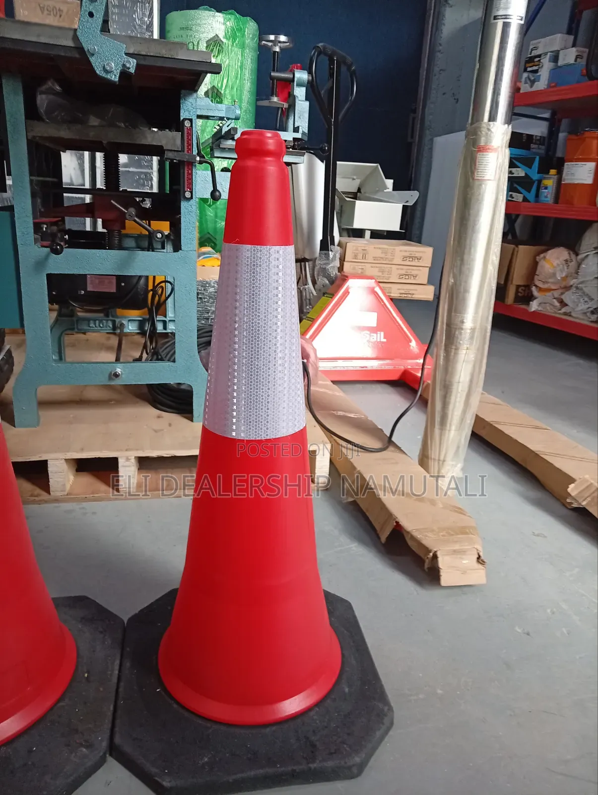 Premium Reflective Traffic Cone 75cm – Outdoor Safety Marker