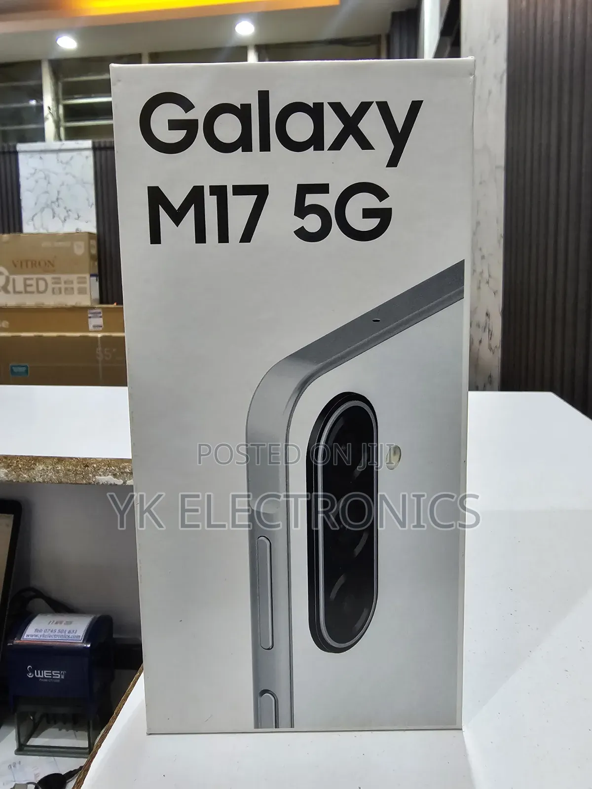 New Samsung Galaxy M17 5G 128 GB Silver