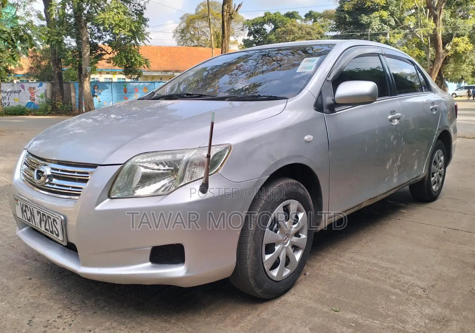 Toyota Axio 2010 Silver