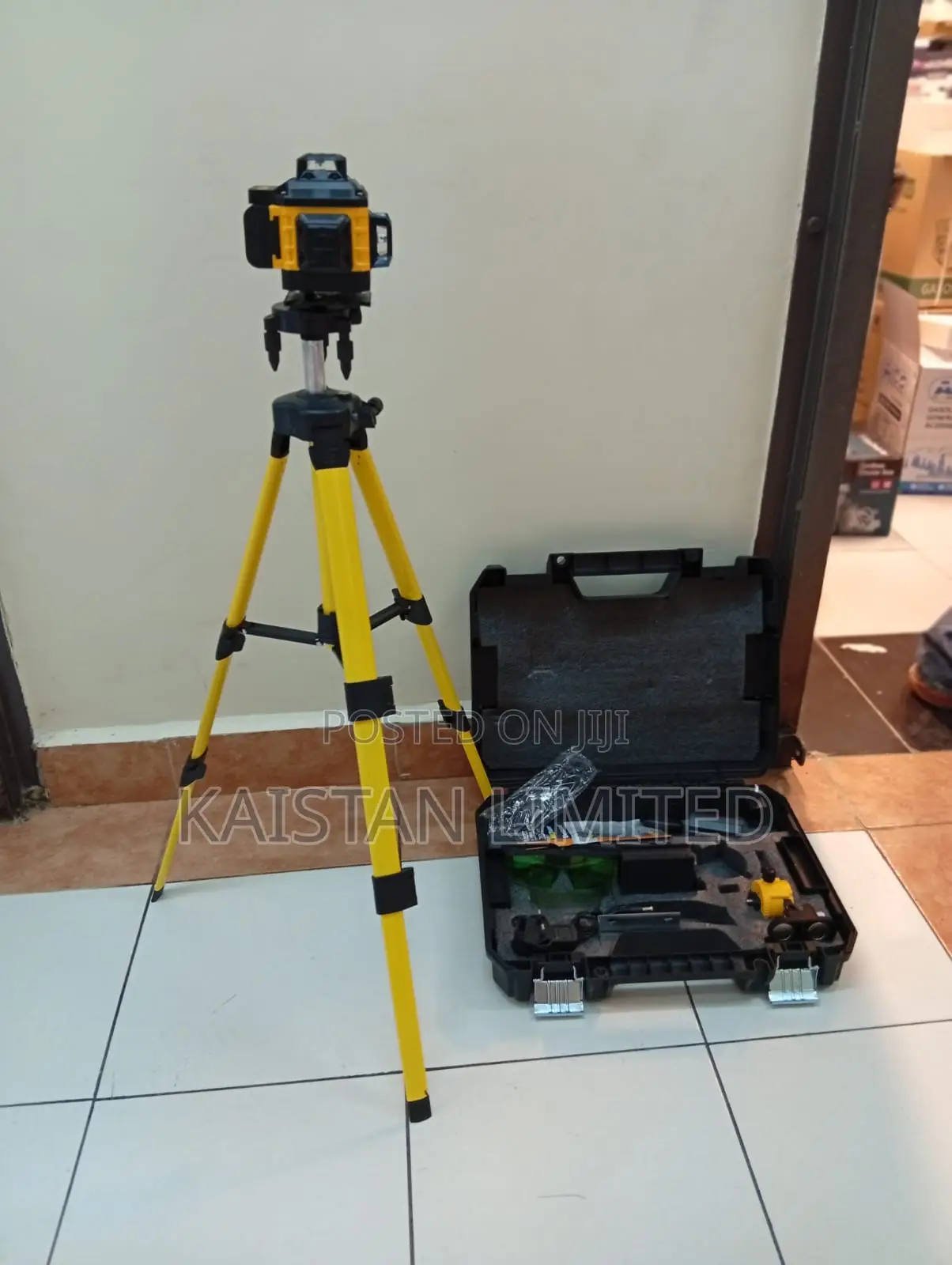DeWALT 360° Green Beam Laser Level – Self Levelling
