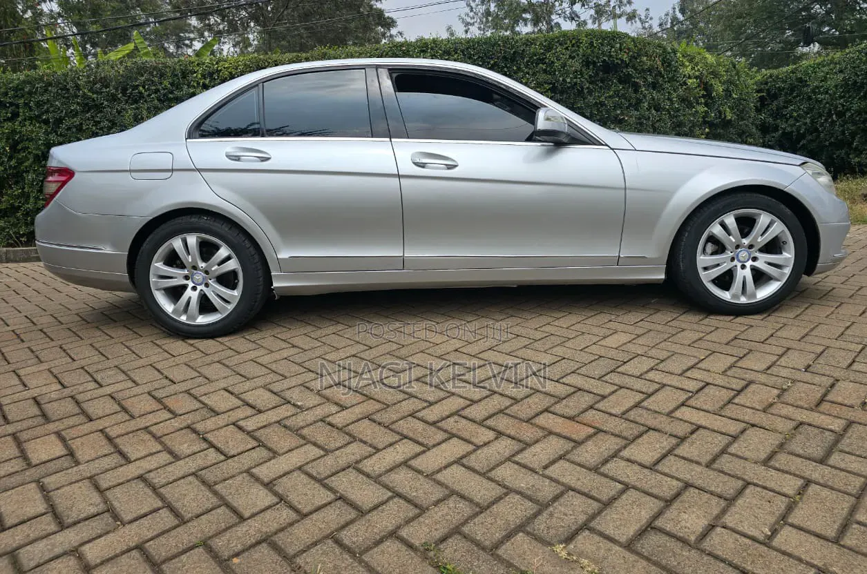 Mercedes-Benz C200 2008 Silver