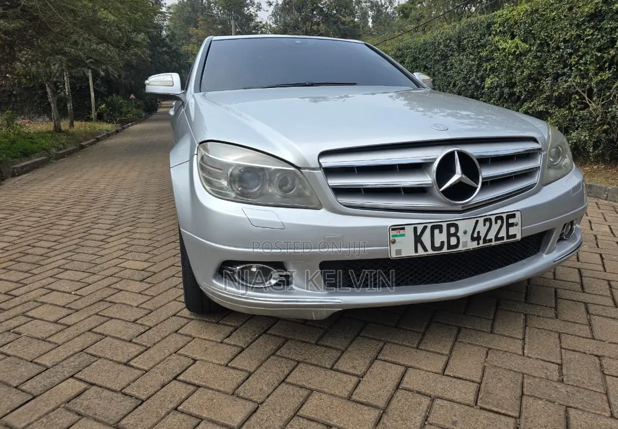 Mercedes-Benz C200 2008 Silver