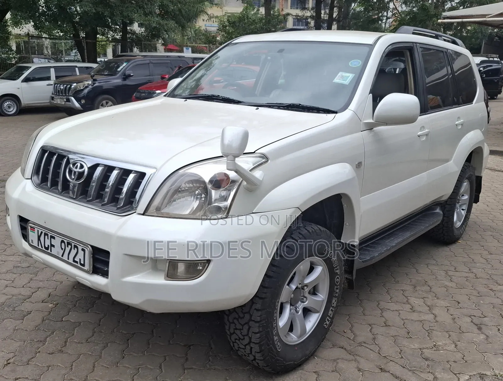 Toyota Land Cruiser Prado 2008 White