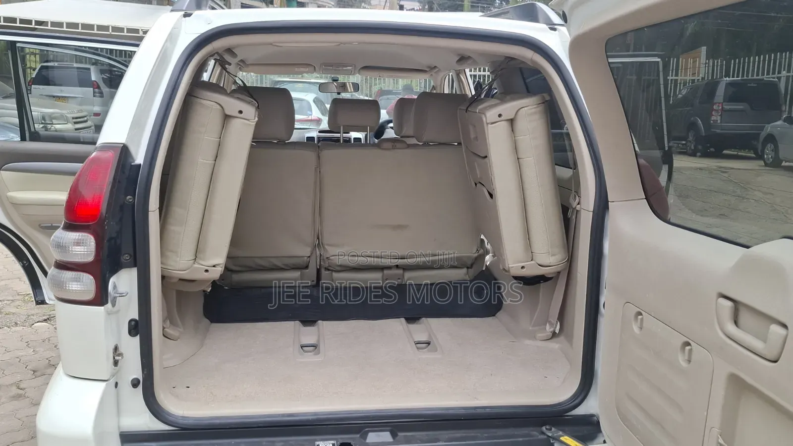 Toyota Land Cruiser Prado 2008 White