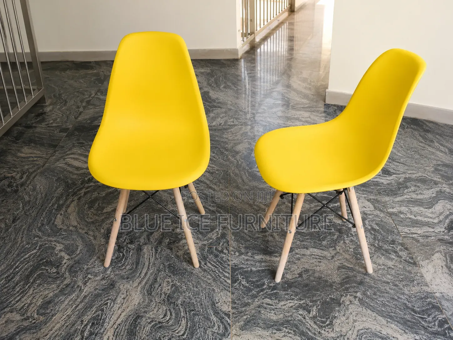 Modern Salon Chair