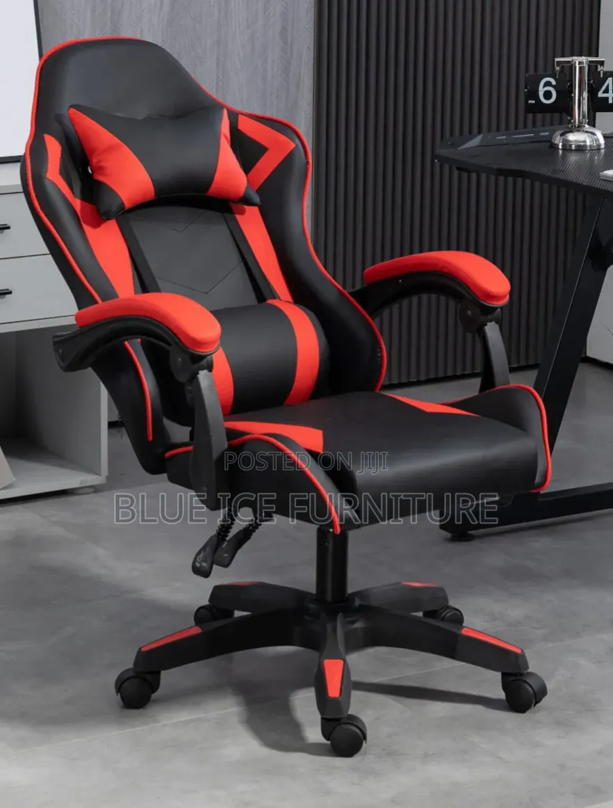 Comfort Gaming Seat With Footrest