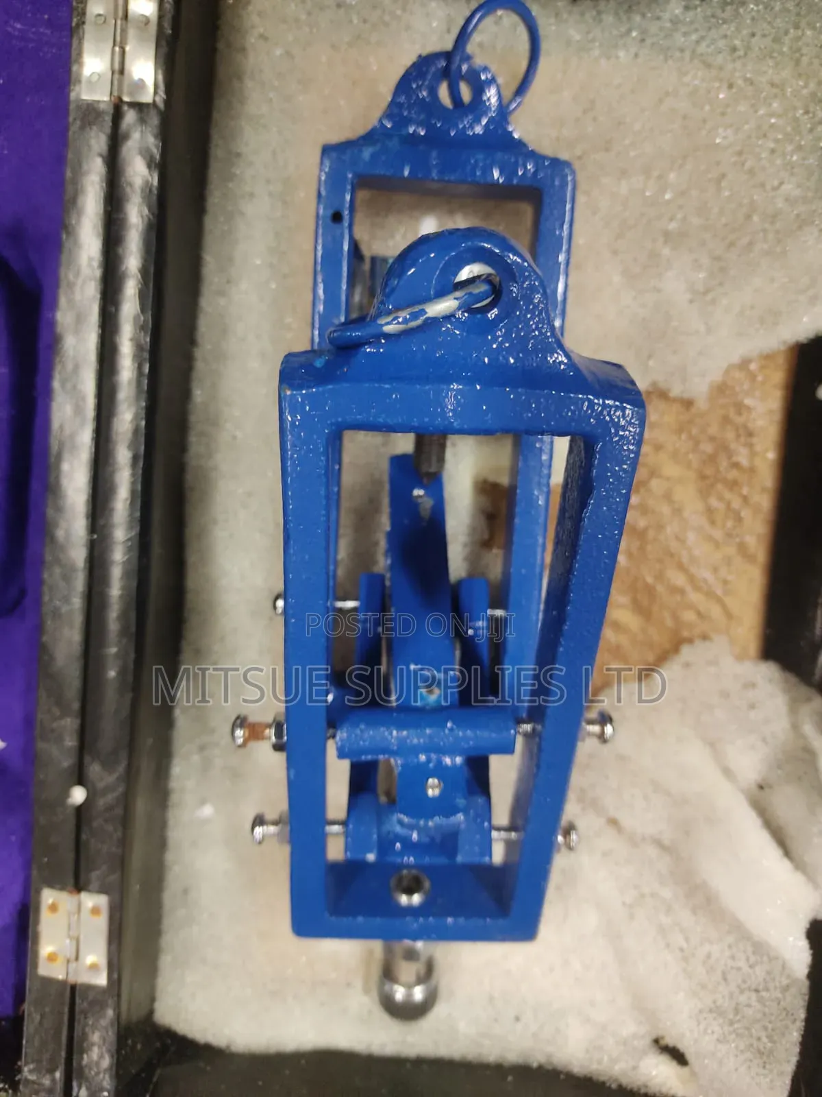 Young Modulus Apparatus for Physics Laboratory Use