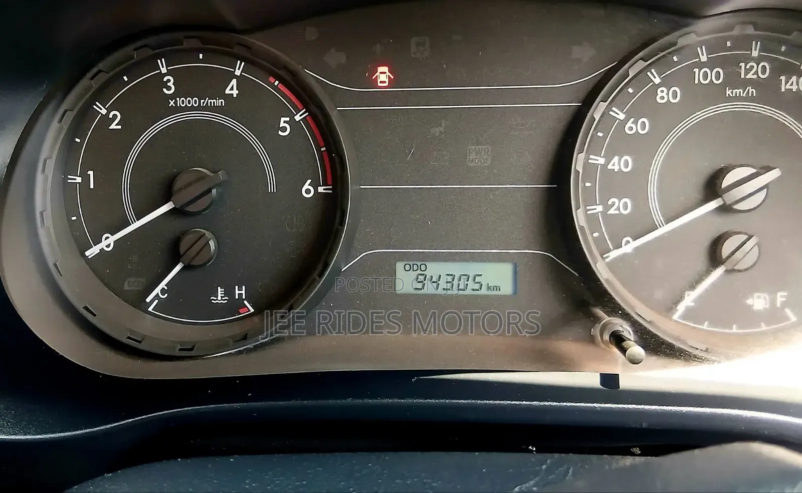 Toyota Hilux 2019 White
