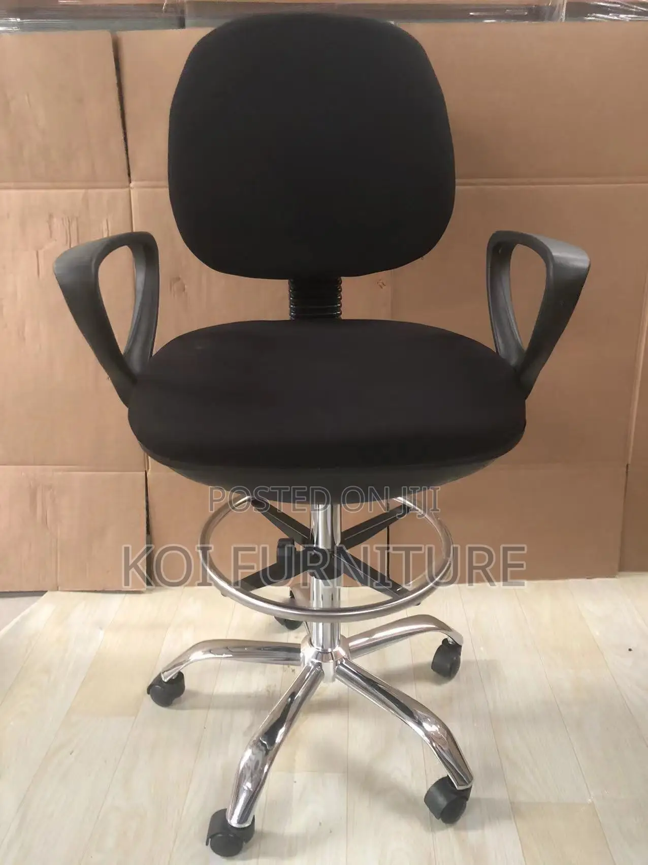 Office Chairs; Mid Back Fabric Office Chair With High Heights