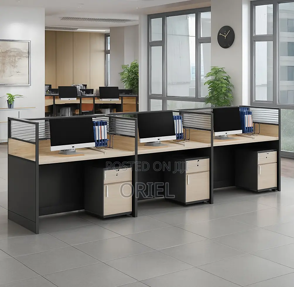 Office Workstation 3-Seater Straight Office Workstation
