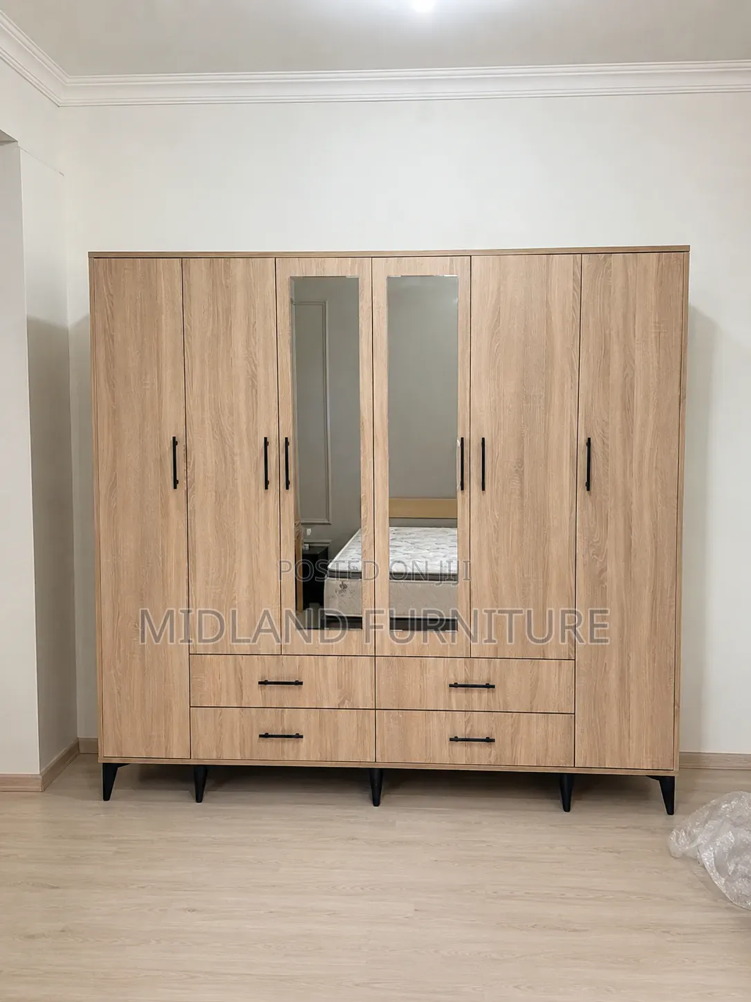 6 Door Wardrobe With Mirrors Drawers