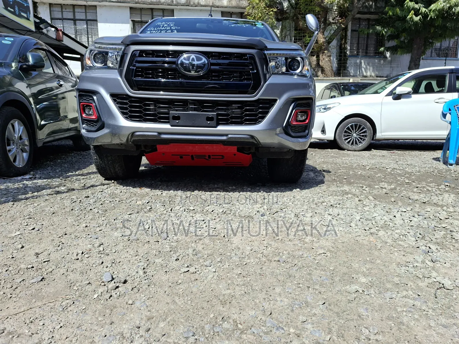 Toyota Hilux 2019 Silver