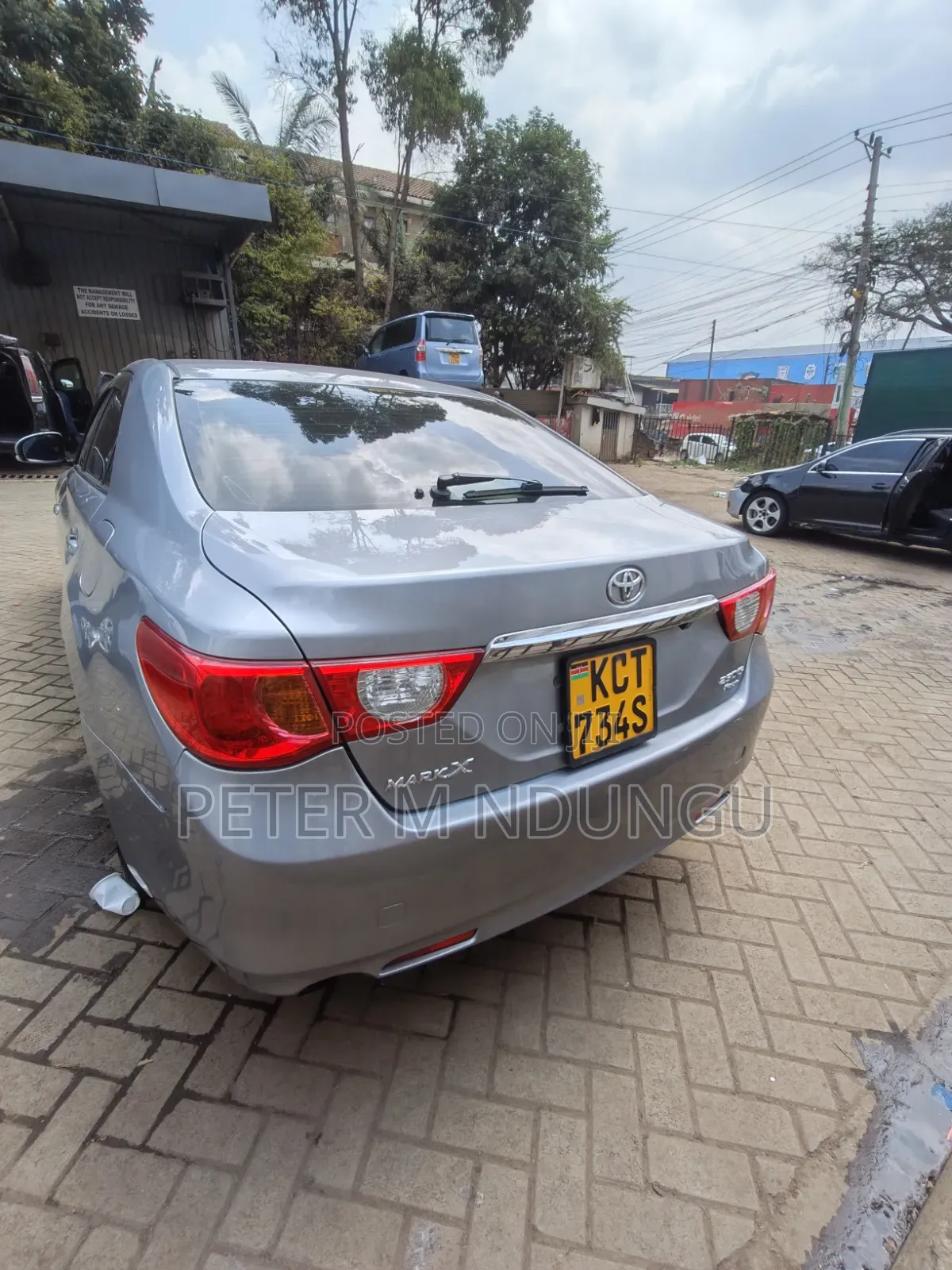 Toyota Mark X 2011 Silver