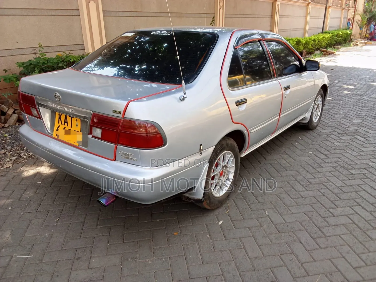 Nissan Sunny 1998 Silver