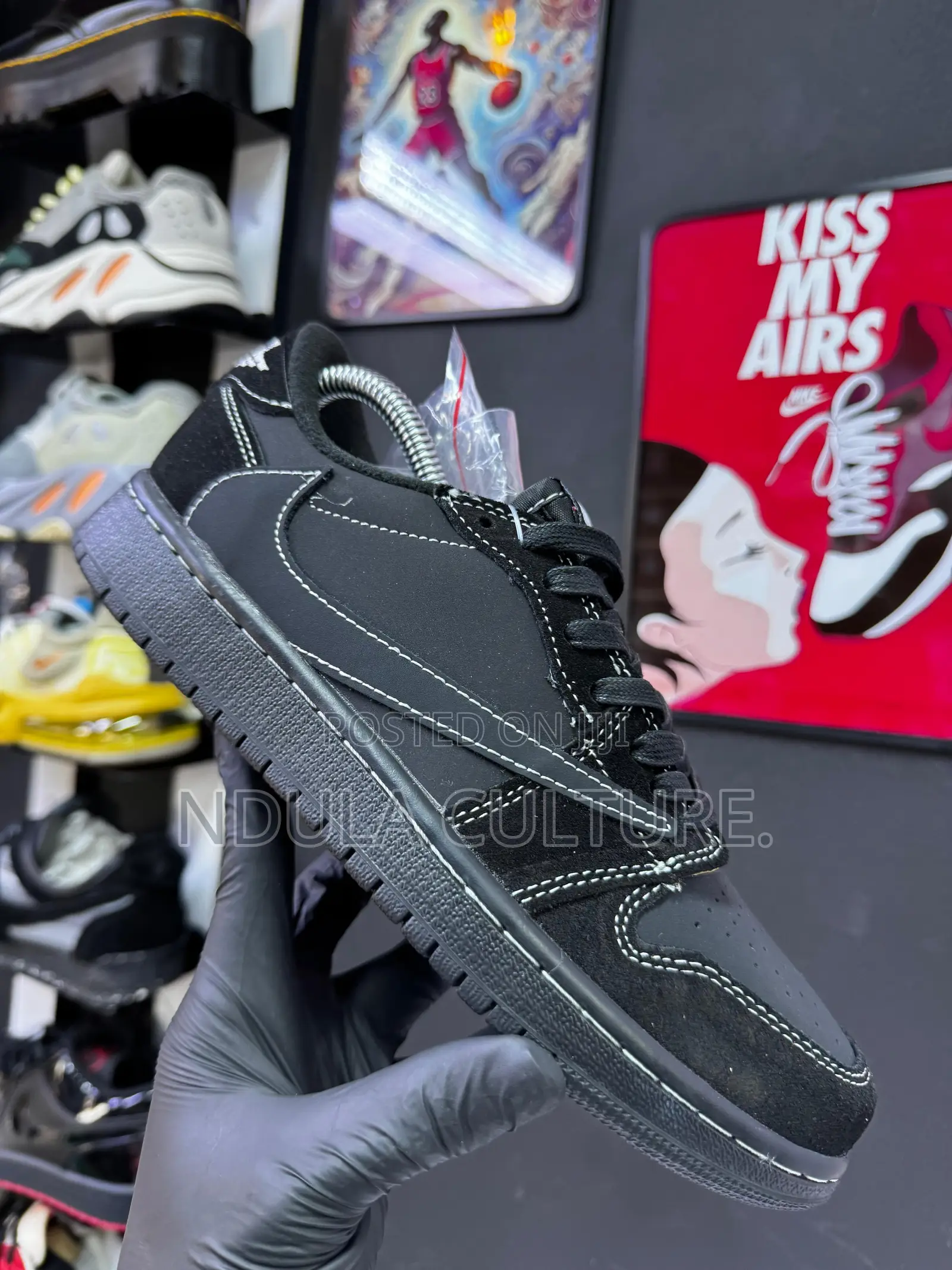 Jordan 1 Travis Scott Low Cut