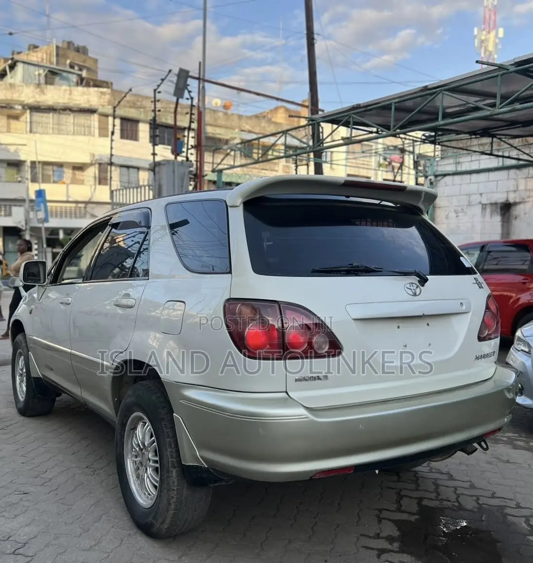Toyota Harrier 3.0 V6 2002 White
