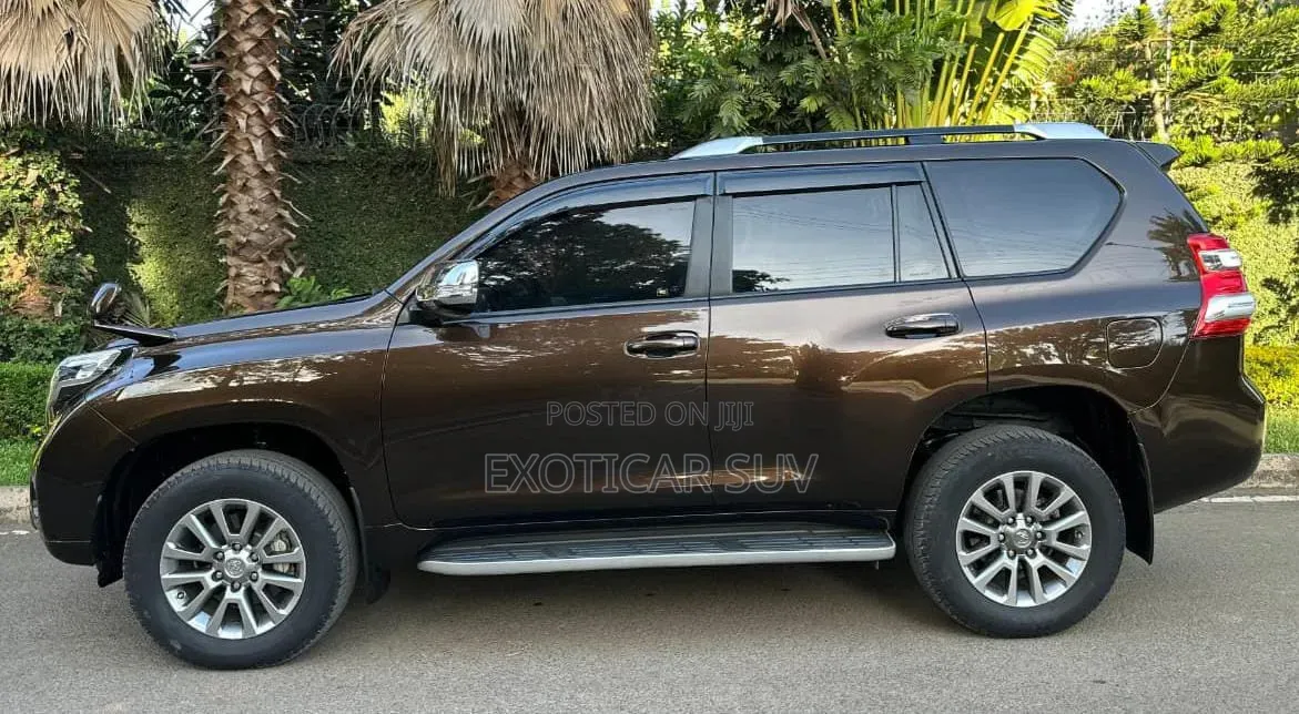 Toyota Land Cruiser Prado 2.8 2017 Ivory