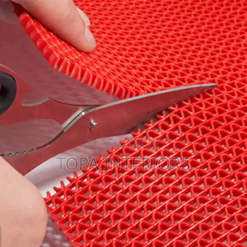 Red Hollow Antislip Floor Mats