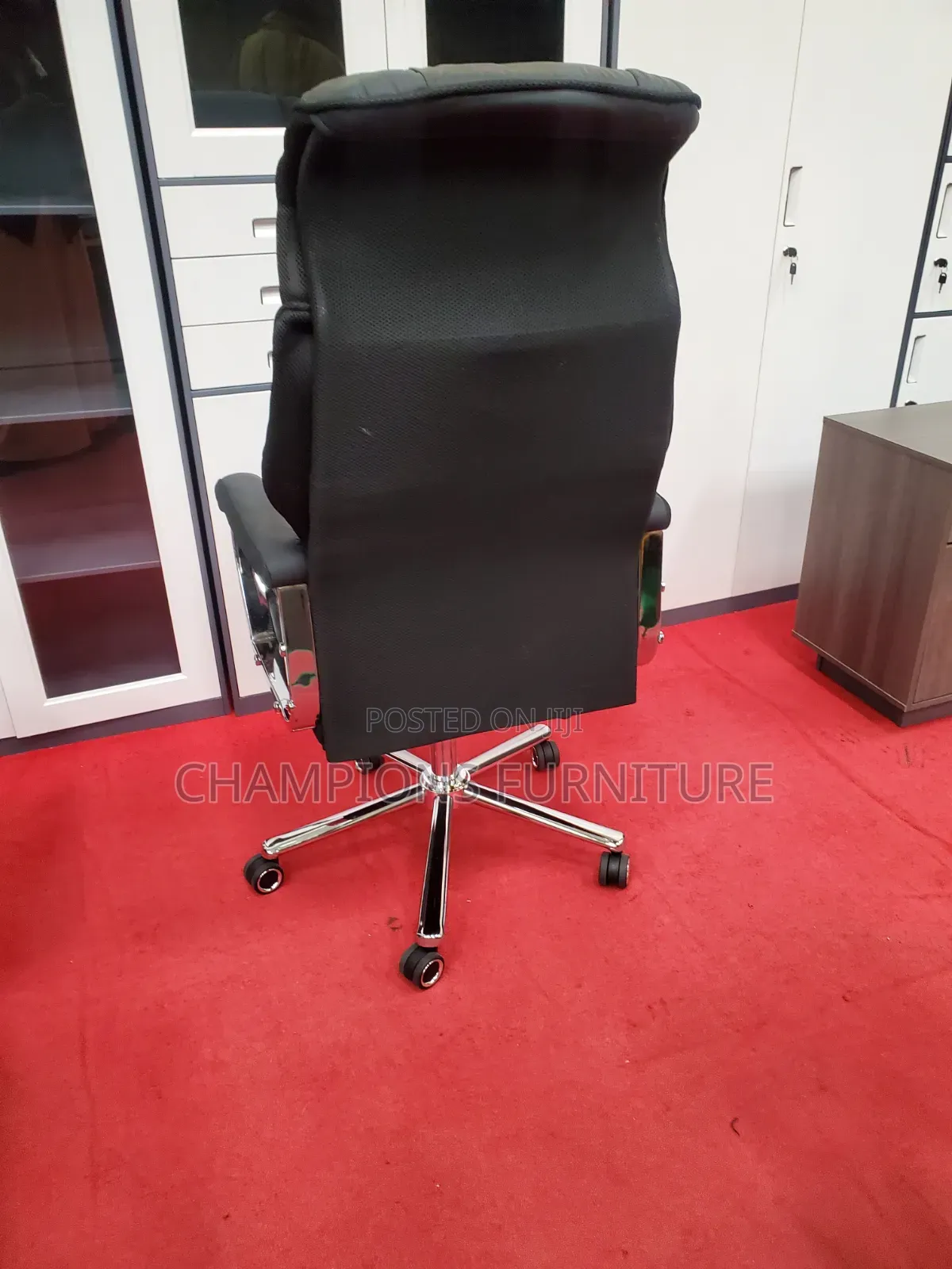 Black Executive Swivel Office Chair