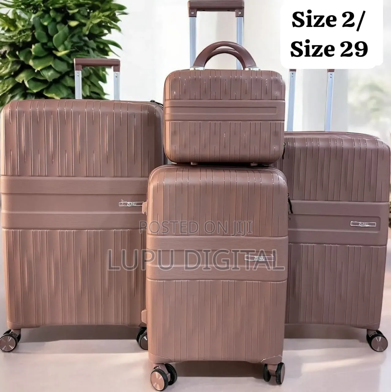 In 1 Luxurious Unbreakable Suitcase
