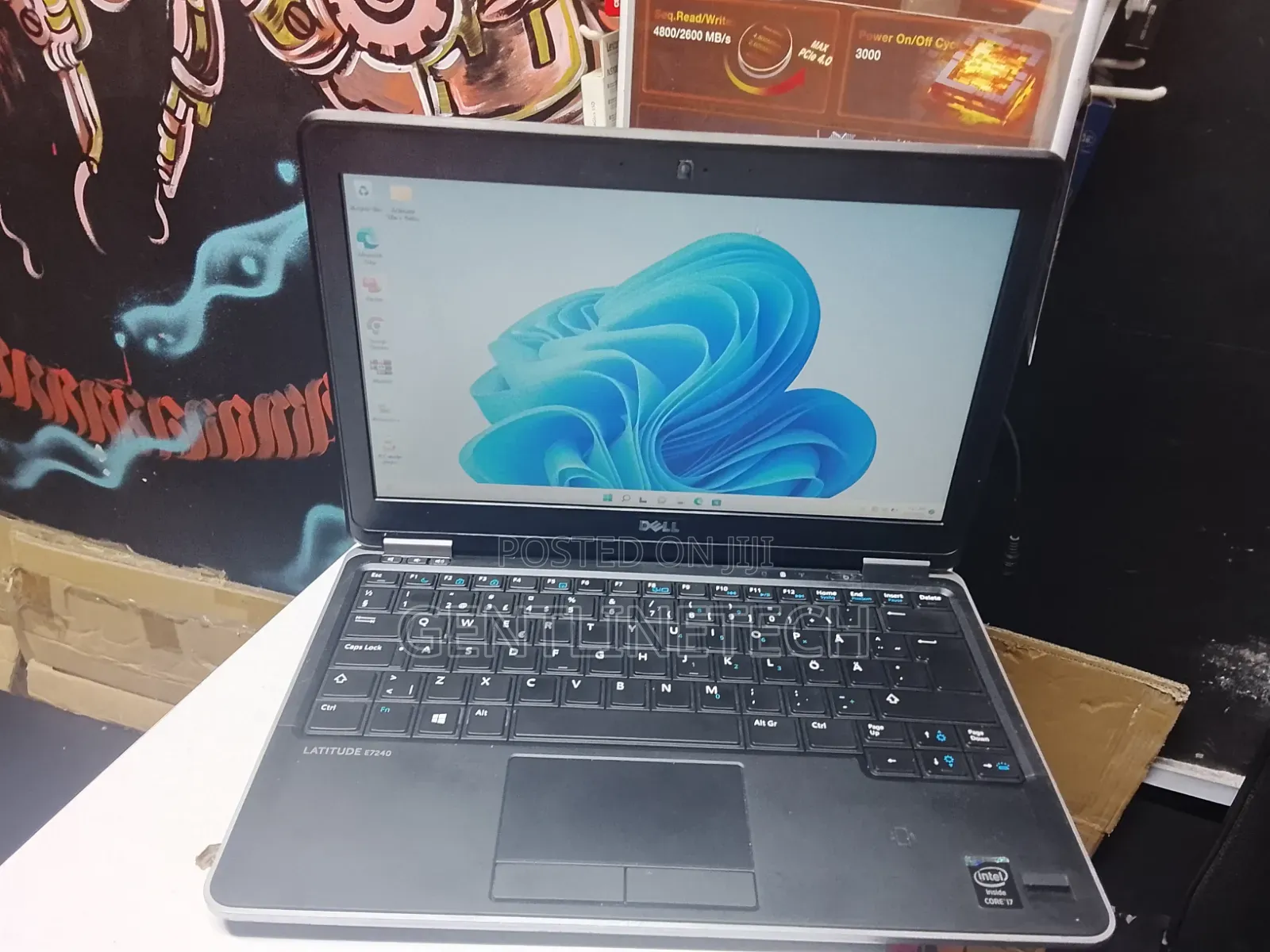 Laptop Dell Latitude E7240 8GB Intel Core i7 SSD 128GB