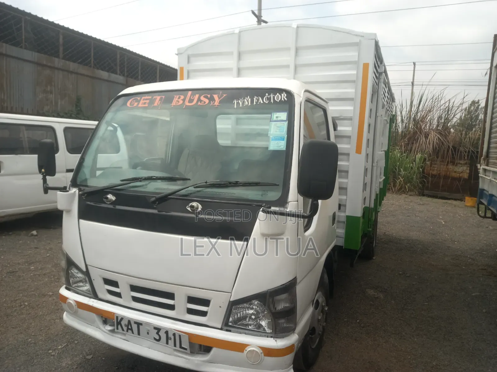Isuzu NKR Truck