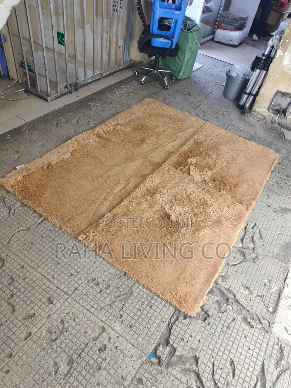 5×8 Fluffy Plain Carpet | Soft Living Room Rug