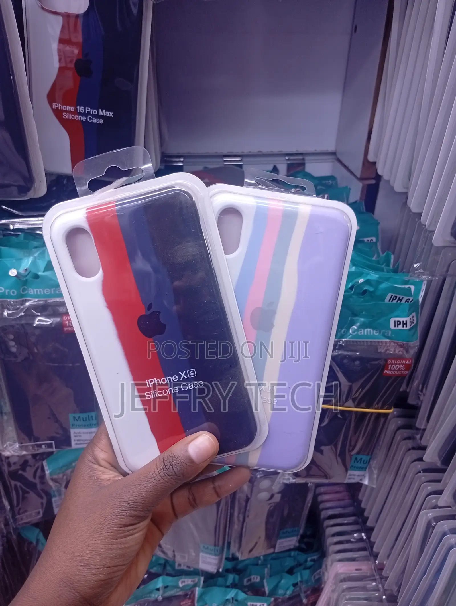 iPh X Case Features a Distinct Vertical Red, White, and Blue Stripe